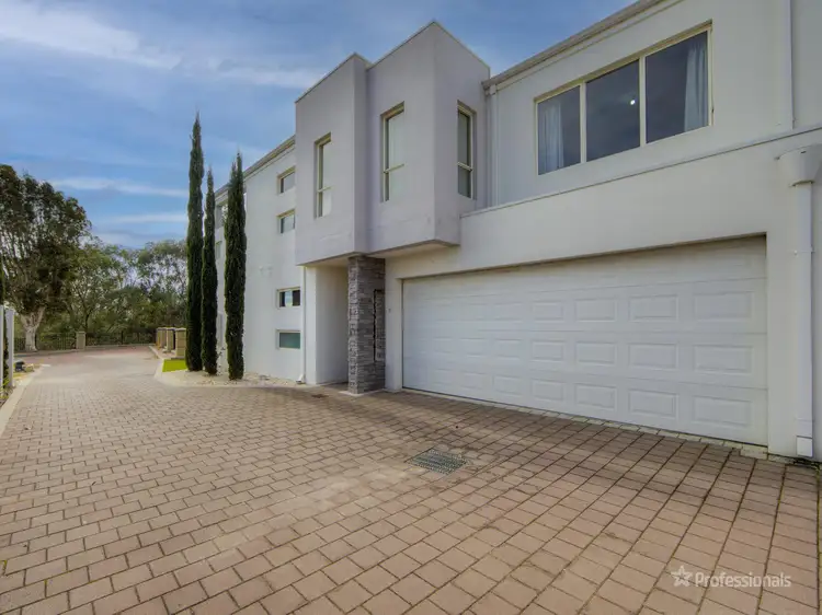 Fourth view of Homely townhouse listing, 1/61 Aquaviva Circle, Viveash WA 6056