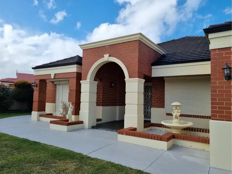 Second view of Homely house listing, 5 Kingsland Loop, Canning Vale WA 6155