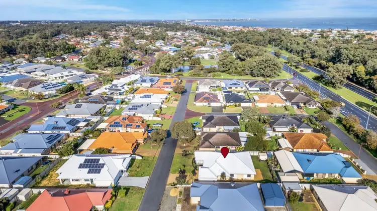 Fifth view of Homely house listing, 9 Finchley Avenue, Meadow Springs WA 6210
