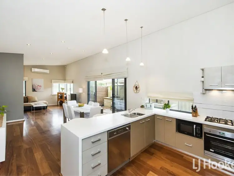 Main view of Homely house listing, 72 Verdant Crescent, Seville Grove WA 6112