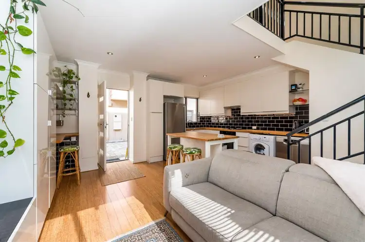 4/386 Stirling Street, Highgate WA 6003