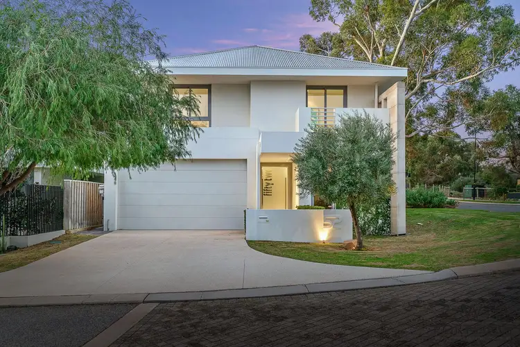 52 Nidjalla Loop, Swanbourne WA 6010