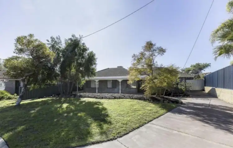 5 Fin Court, Beldon WA 6027