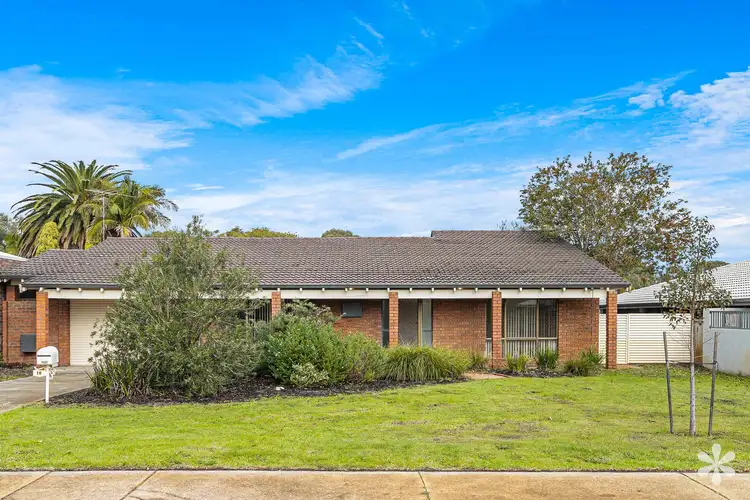16 Gracechurch Crescent, Leeming WA 6149