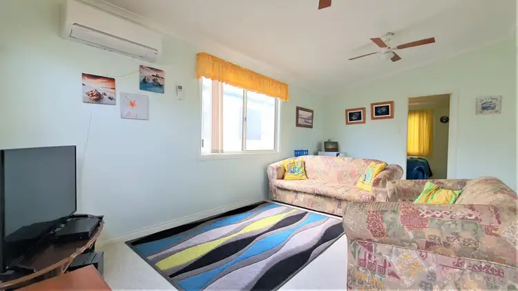 Fifth view of Homely house listing, 17/1 Williams  Way, Seabird WA 6042