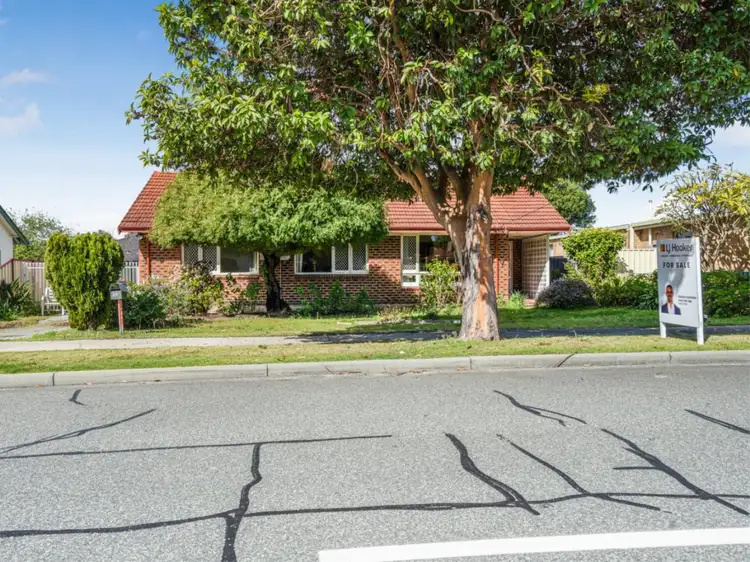 28 Berehaven Avenue, Thornlie WA 6108