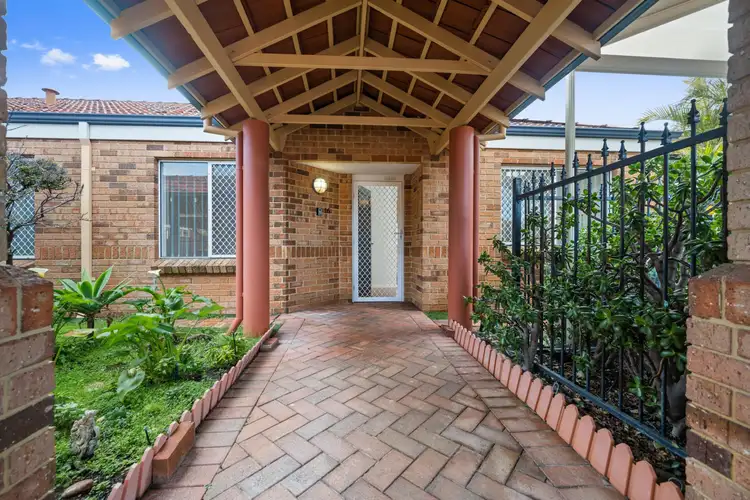 16/10 Williamson Way, Trigg WA 6029