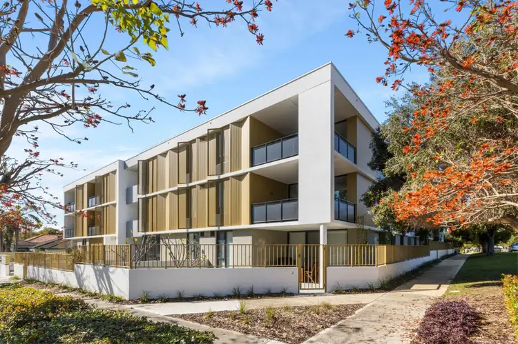 4/11 Ashton Avenue, Claremont WA 6010