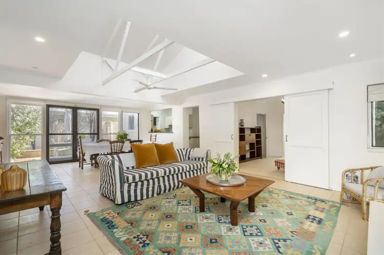 12 Hammond Road, Claremont WA 6010