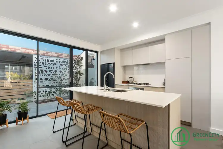 17 Turquoise Boulevard, Treeby WA 6164