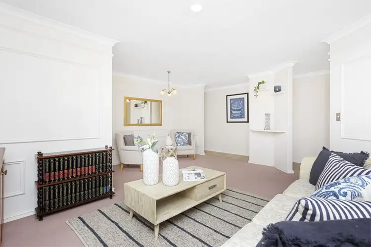 9 Canterbury Circle, Currambine WA 6028