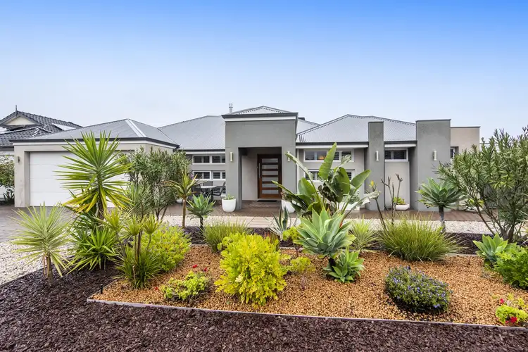 28 Dulegal Way, Aveley WA 6069