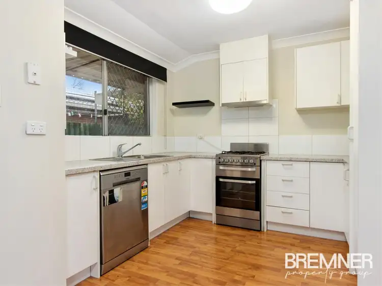 Sixth view of Homely house listing, 32 Cimbor Way, Parmelia WA 6167