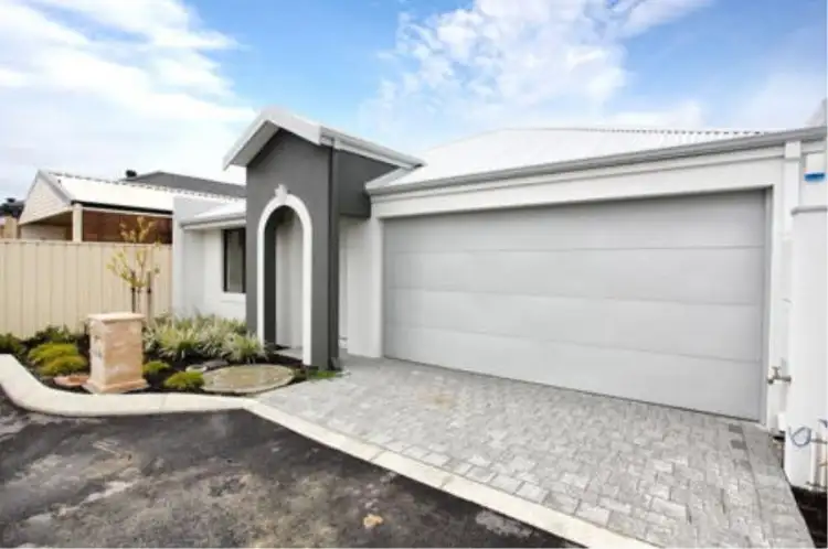 18 Gowrie Approach, Canning Vale WA 6155