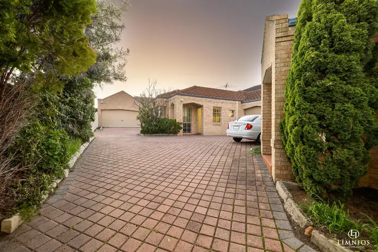 2/29 Wanneroo  Road, Joondanna WA 6060