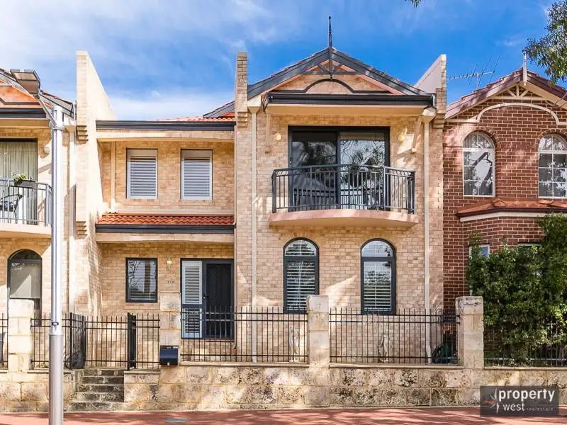 Main view of Homely townhouse listing, 473 Lakeside Drive, Joondalup WA 6027