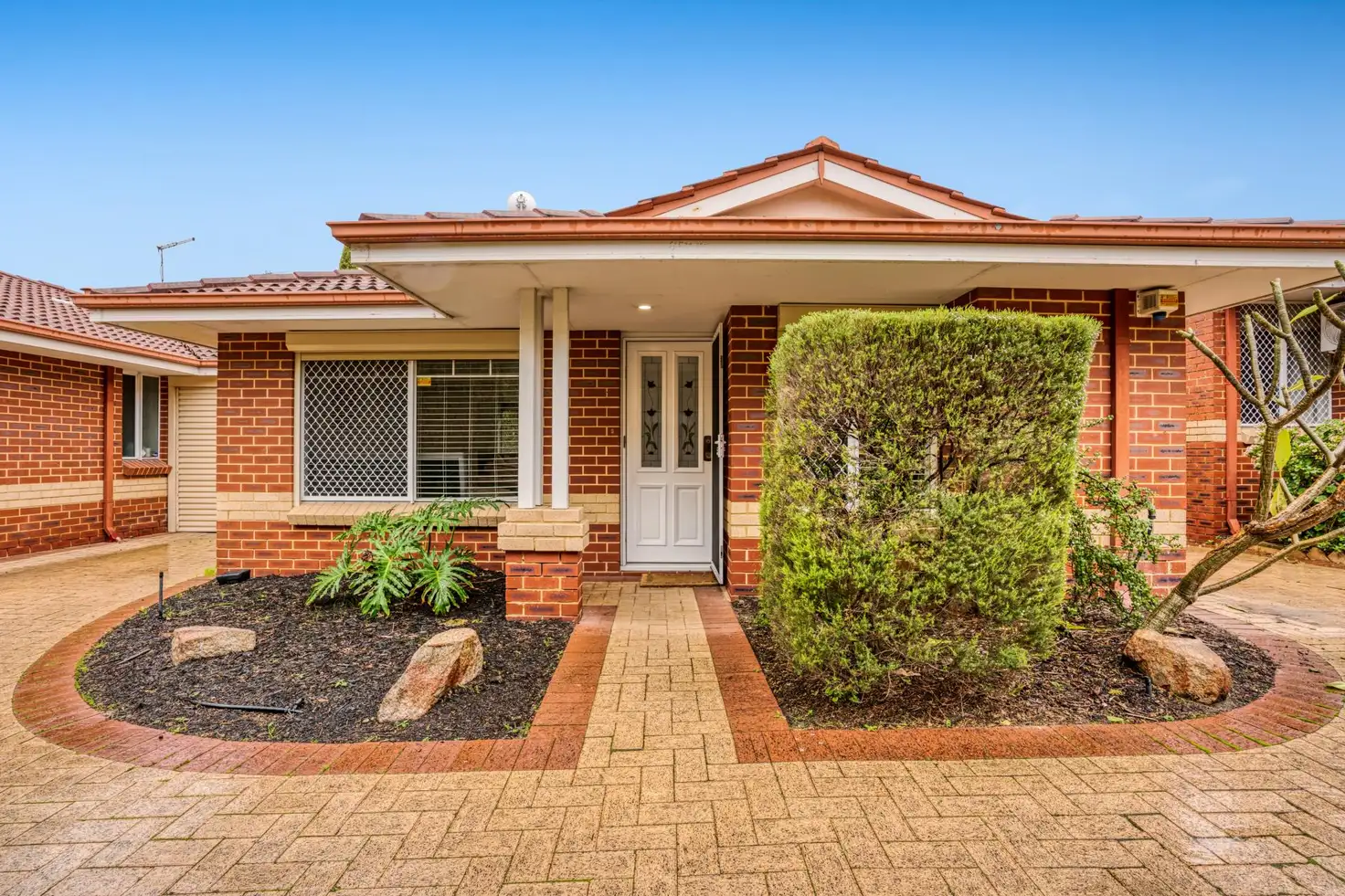 Main view of Homely villa listing, 2/5 Waterloo Street, Joondanna WA 6060