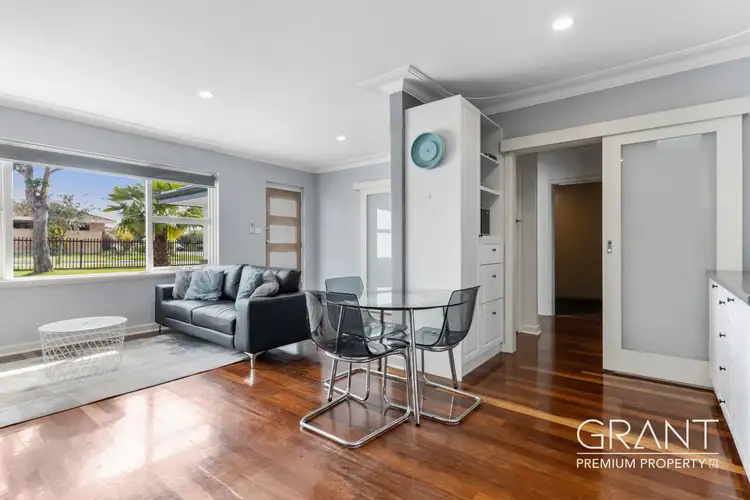 Fifth view of Homely semi-detached listing, 19 Dean Road, Bateman WA 6150