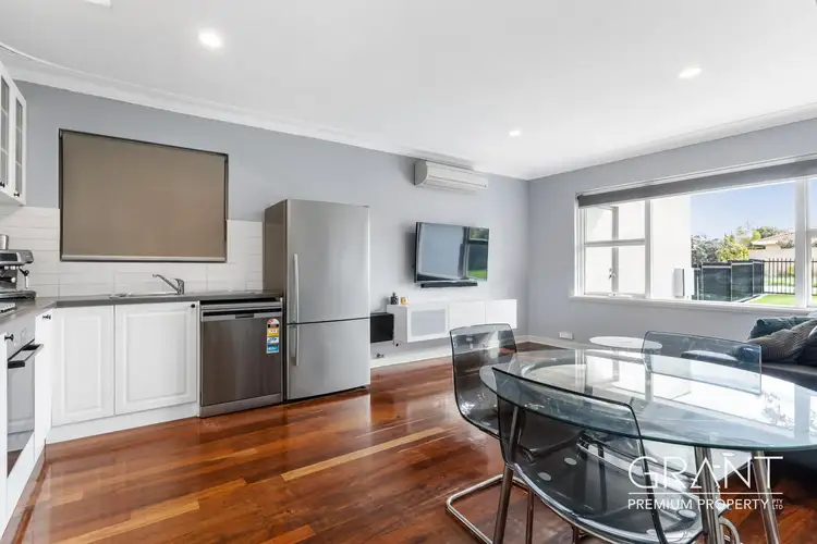 Seventh view of Homely semi-detached listing, 19 Dean Road, Bateman WA 6150