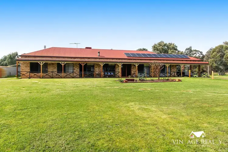 104 Byford Meadows Drive, Oakford WA 6121