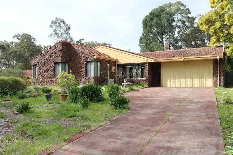 32 Casino Road, Glen Forrest WA 6071