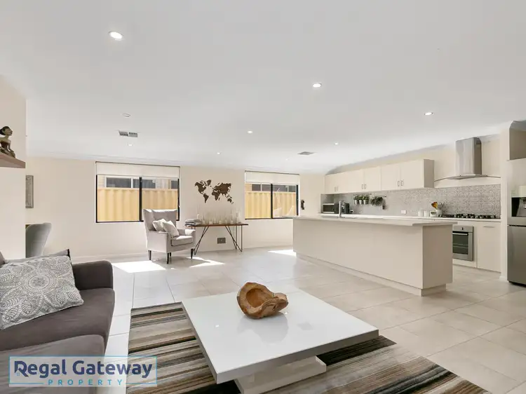 Second view of Homely house listing, 6 Blossom Chase, Aubin Grove WA 6164