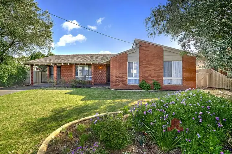 10 Bramble Grove, Carey Park WA 6230