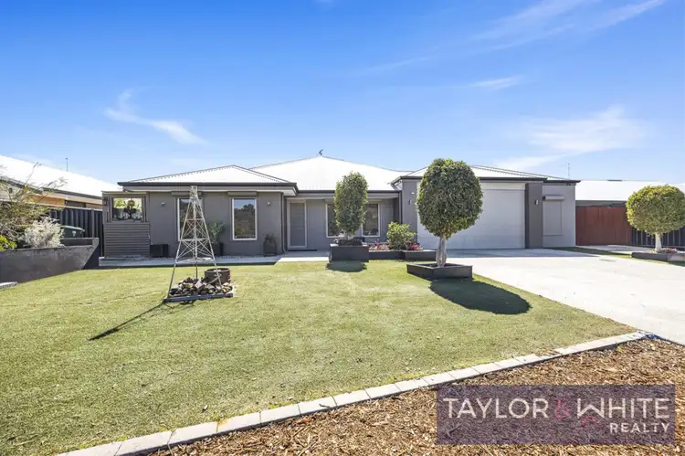 17 Finke Bend, Yanchep WA 6035