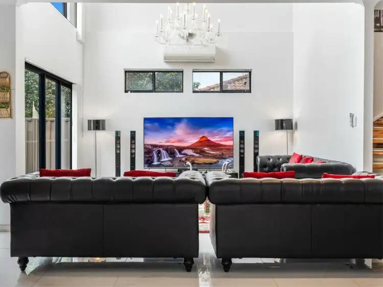 Fifth view of Homely house listing, 6 Hadlow Place, Thornlie WA 6108