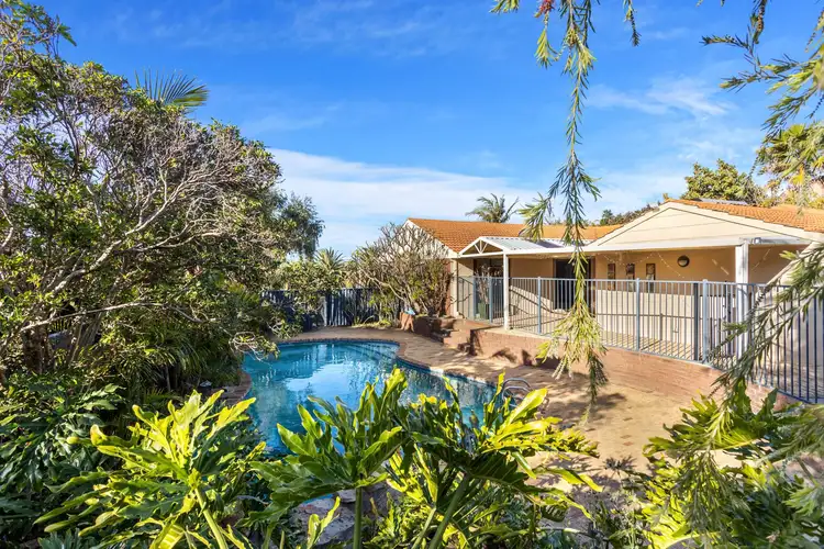 11 Maynard Way, Karrinyup WA 6018