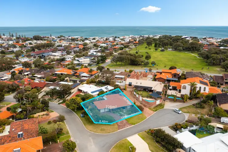 Second view of Homely house listing, 1 Dann Place, Marmion WA 6020
