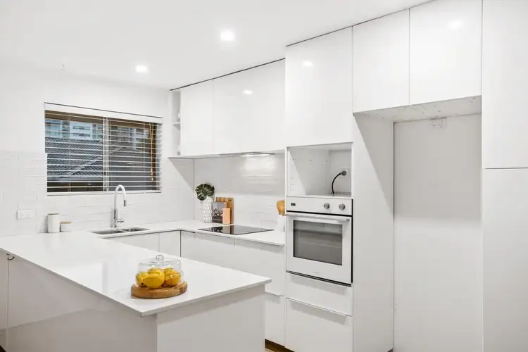 Fifth view of Homely villa listing, 2/12 Hastings Street, Scarborough WA 6019