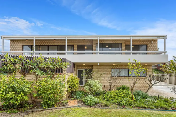7 Anne Place, Scarborough WA 6019