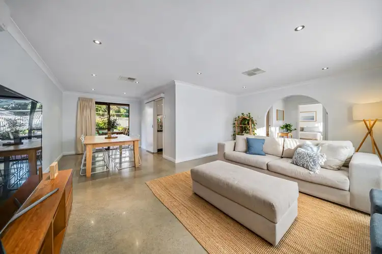 35 Megiddo Way, Duncraig WA 6023