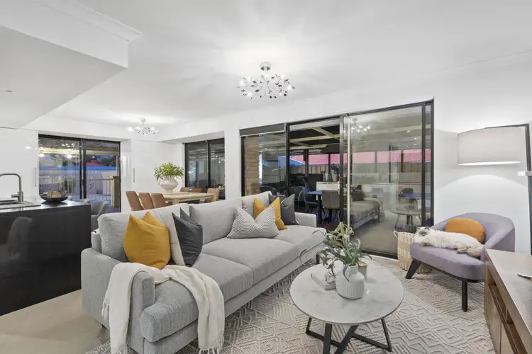 Seventh view of Homely house listing, 2 Fairlie Grove, Kinross WA 6028