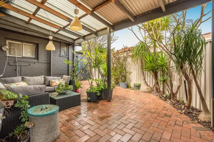 3 Phillips Grove, Innaloo WA 6018