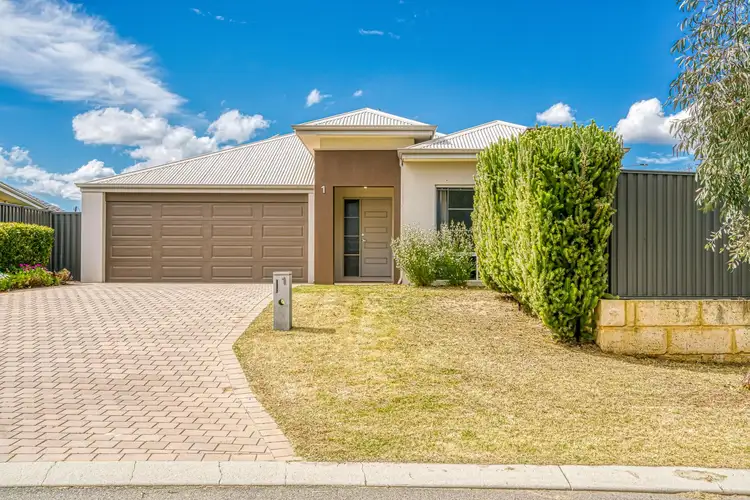 1 Nesbit Drive, Haynes WA 6112