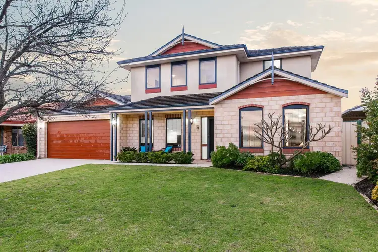 19 Reeves Entrance, Success WA 6164