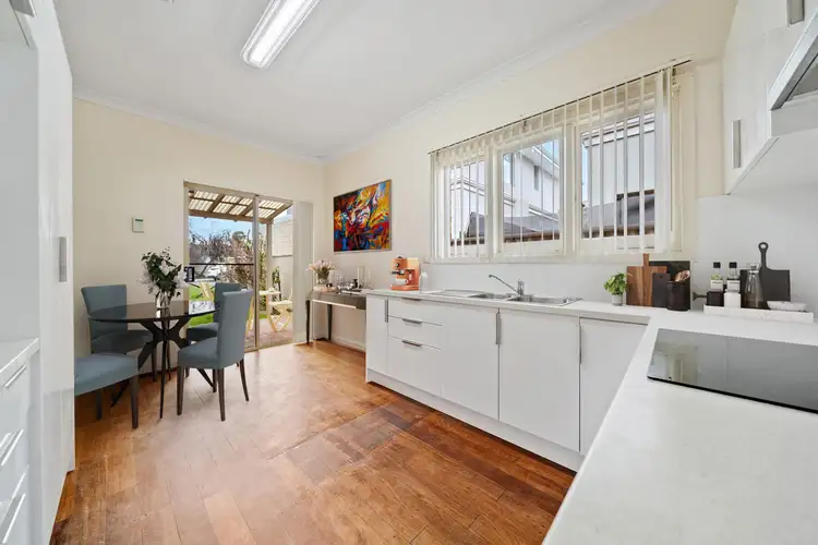 3 Geneff Street, Innaloo WA 6018