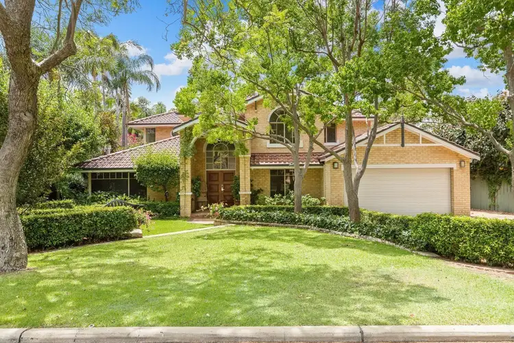 6 Nisbet Road, Applecross WA 6153
