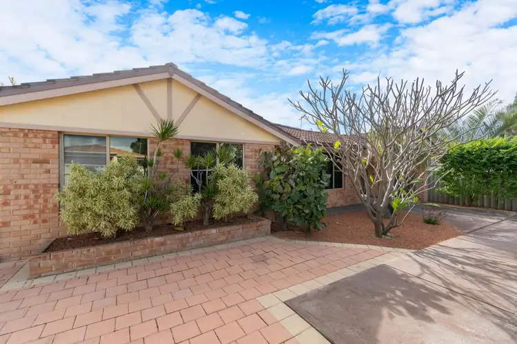 Second view of Homely house listing, 6 Finch Rise, Ballajura WA 6066