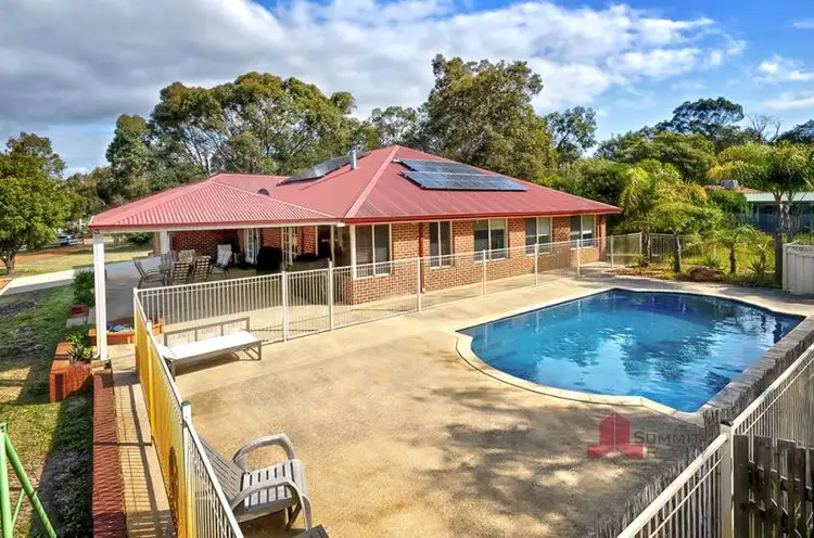 65 Roberts Road, Leschenault WA 6233