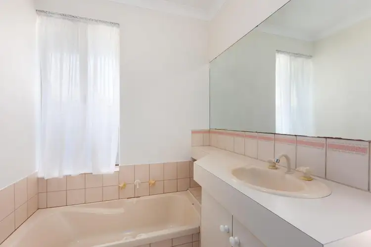 Sixth view of Homely villa listing, 2/41 Adamson Road, Brentwood WA 6153