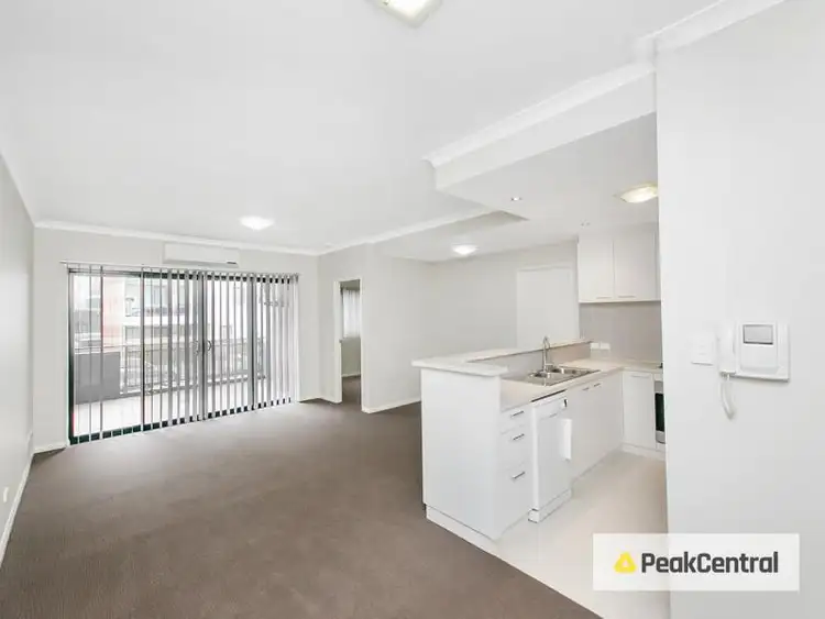 28/2 Stockton Bend, Cockburn Central WA 6164