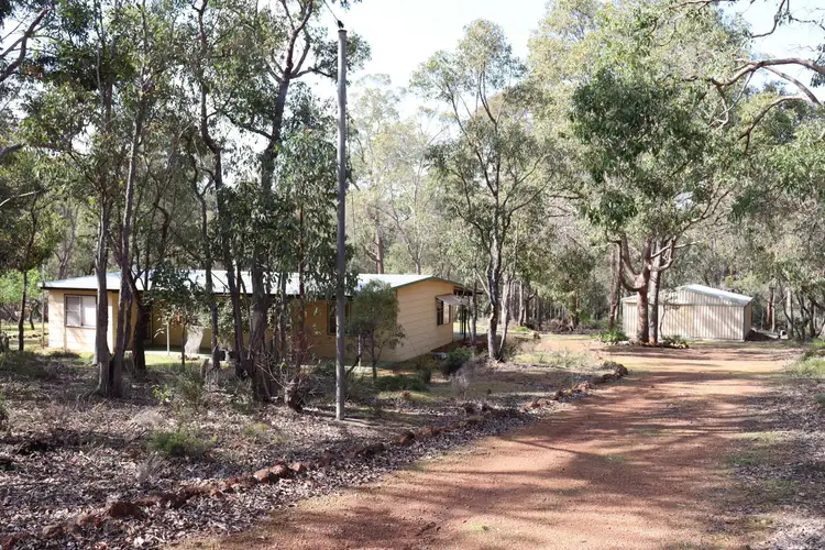 800 Forrest Avenue, Mundaring WA 6073