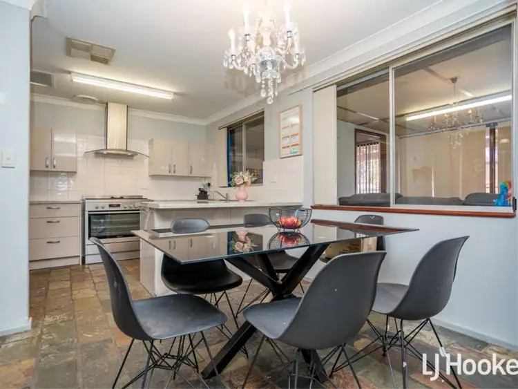 Sixth view of Homely house listing, 3 Silver Mallee Close, Camillo WA 6111