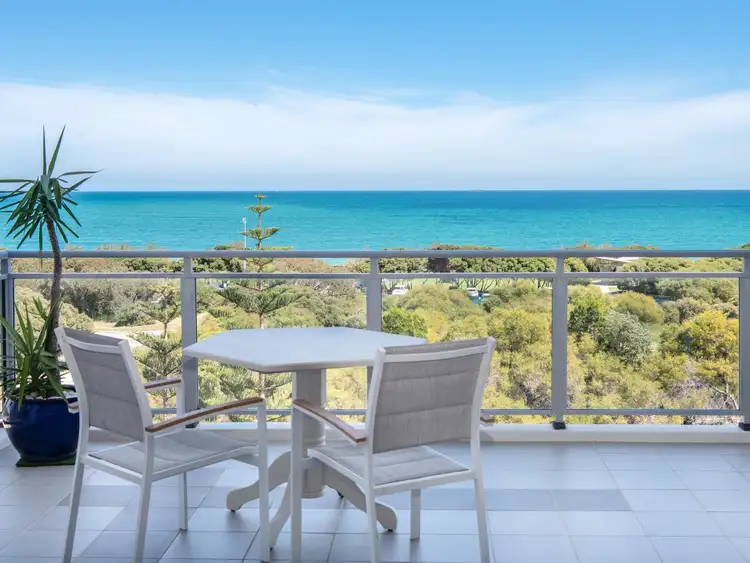 14/52 Rollinson Road, North Coogee WA 6163