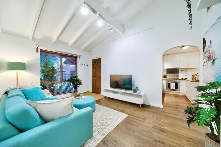 Sixth view of Homely villa listing, 4/25 Ostend Road, Scarborough WA 6019
