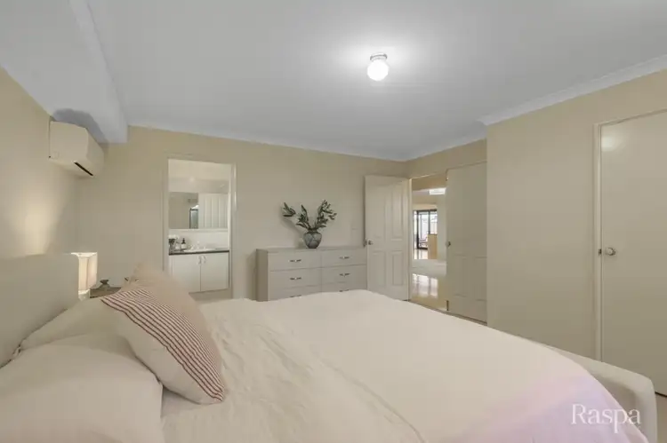 Sixth view of Homely house listing, 10 Kenworth Pass, Success WA 6164