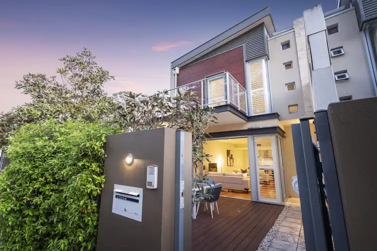 11 Clive Road, Cottesloe WA 6011